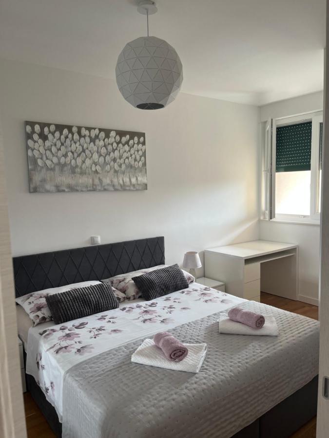 Lujan Apartment *